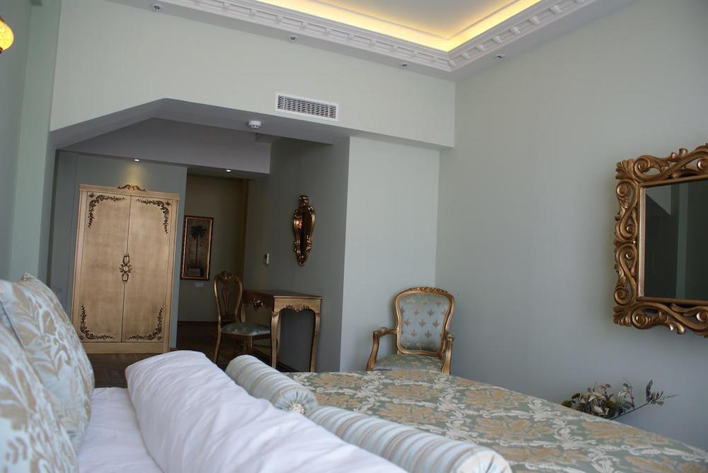 Artdeco Hotel